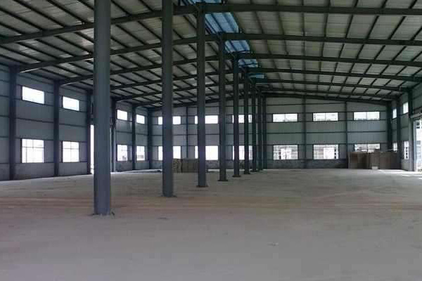 大連鋼結(jié)構(gòu)廠房出現(xiàn)漏水原因分析